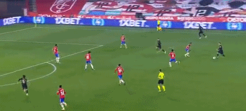 拜仁官方：因欧足联处罚调整主场安排