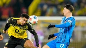 曝曼联高层仍坚定信任阿莫林 频繁换帅只会陷入恶性循环