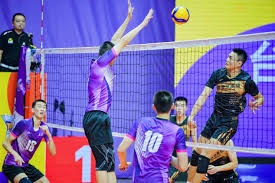 皇马已经和阿诺德合同谈好了？球队还想要便宜引进霍伊森？